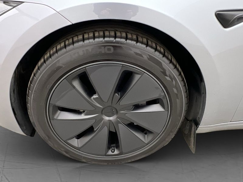 Tesla Model 3 bild 25