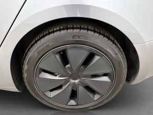 Tesla Model 3 bild 26