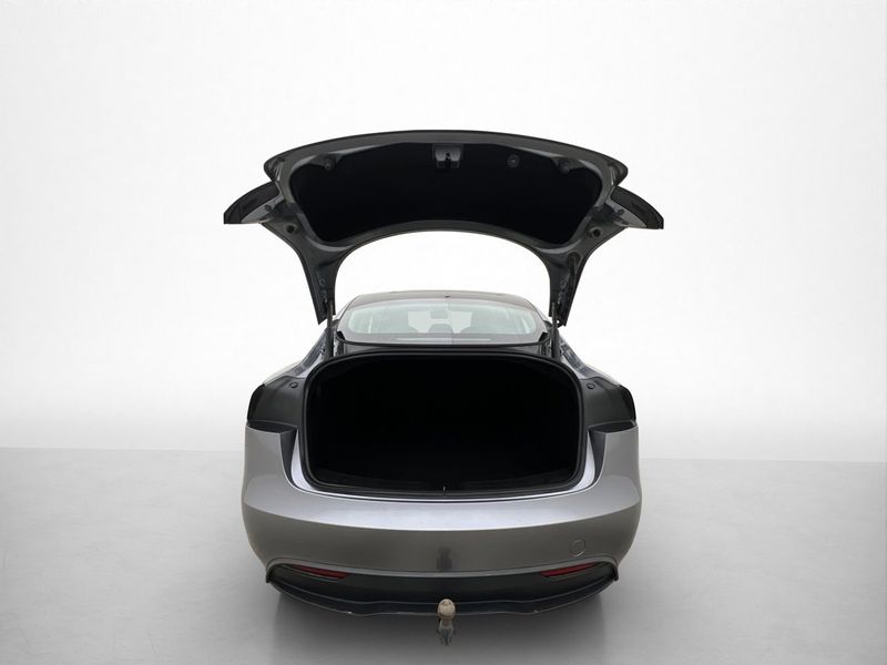 Tesla Model 3 bild 9