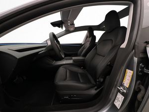 Tesla Model 3 bild 11