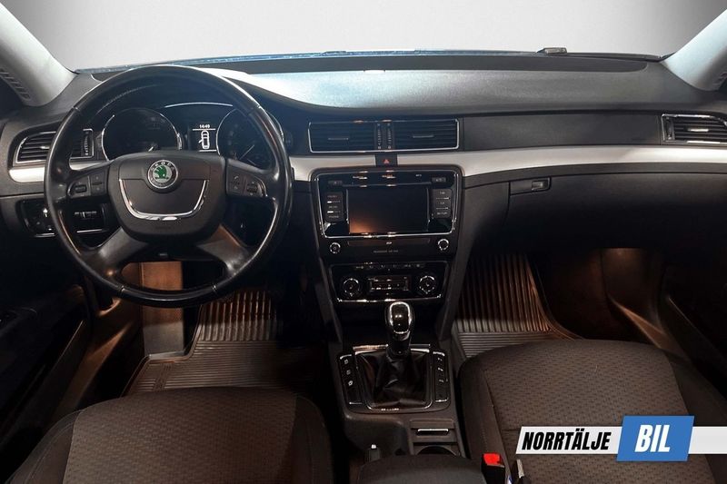 Skoda Superb bild 3