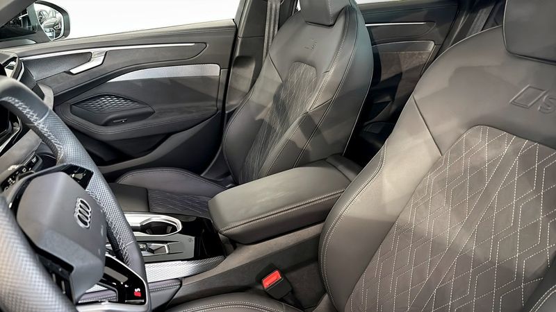 Audi A6 bild 8
