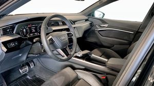 Audi Q8 bild 7