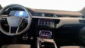 Audi Q8 bild 11