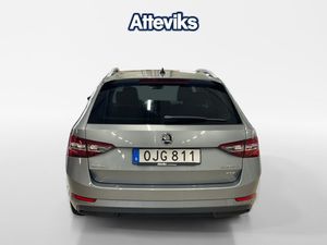 Skoda Superb bild 4