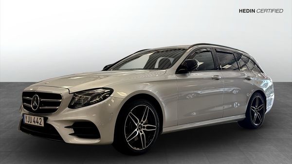 Mercedes E220 d T d 9G-Tronic Amg Line /Värmare/Drag - 2017