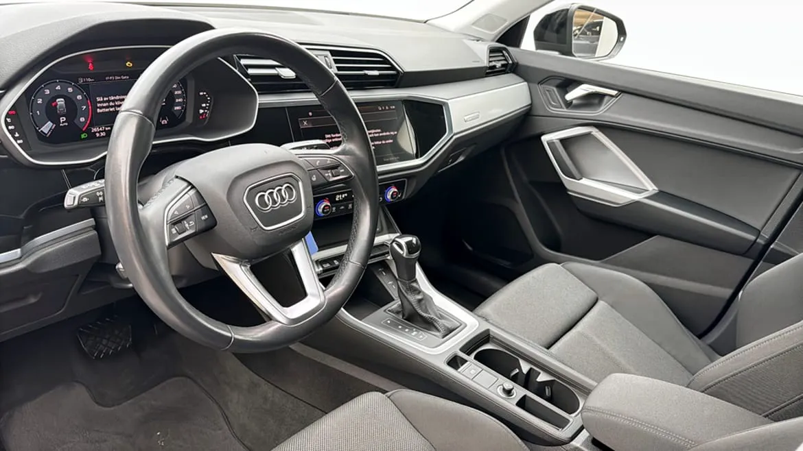 Vehicle image 21