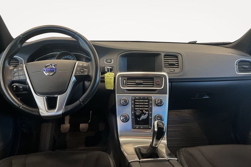 Volvo V60 bild 8