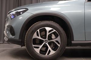 Mercedes GLC300 bild 5