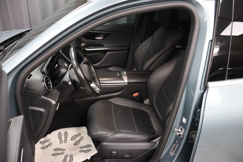 Mercedes GLC300 bild 12