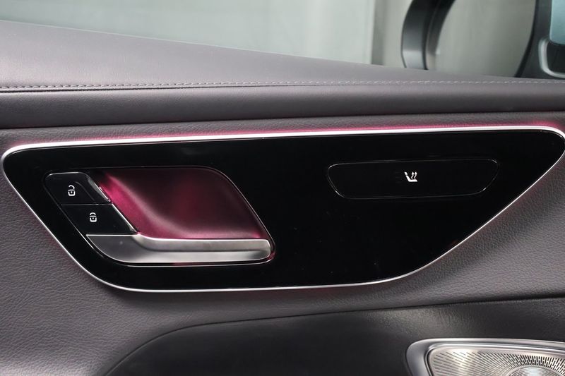 Mercedes GLC300 bild 18