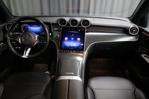 Mercedes GLC300 bild 16