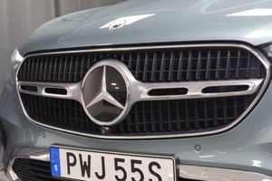 Mercedes GLC300 bild 7