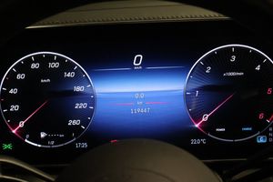 Mercedes GLC220 bild 23