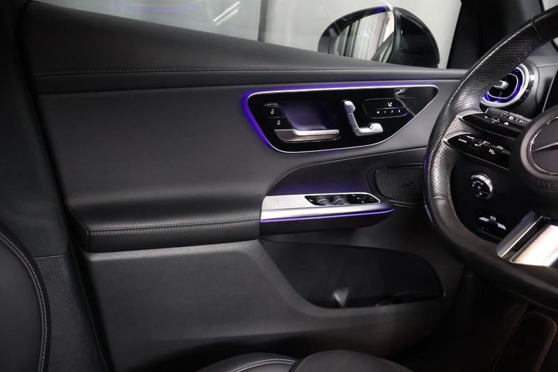 Mercedes GLC220 bild 18