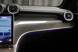 Mercedes GLC220 bild 27