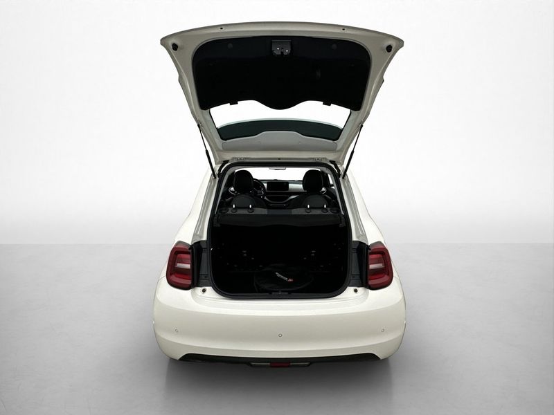 Fiat 500e bild 27