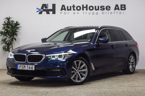 BMW 520 d xDrive Touring Sport Line Värmare Drag CarPlay Garanti - 2019