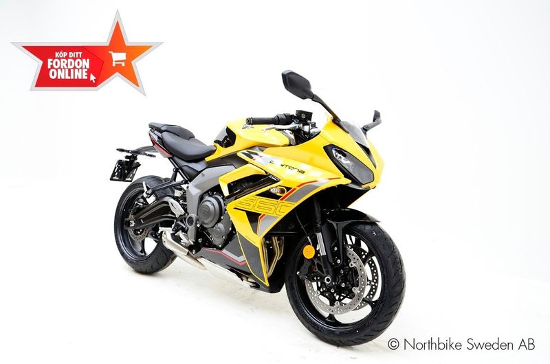 Triumph Daytona bild 2