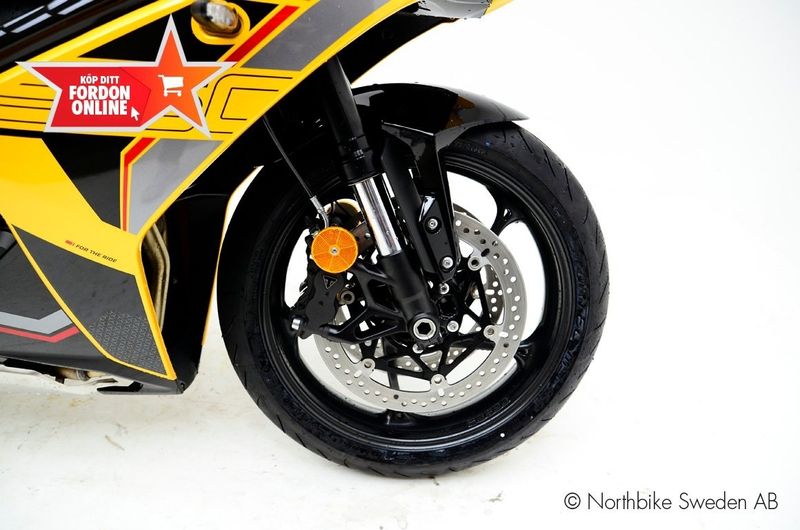 Triumph Daytona bild 6