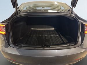Tesla Model 3 bild 12