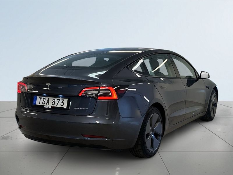 Tesla Model 3 bild 6