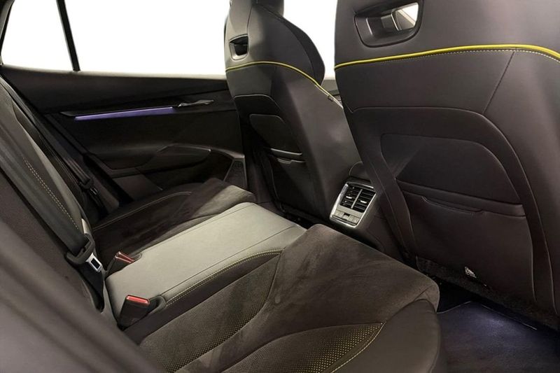 Skoda Enyaq bild 14
