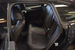 BMW i4 bild 9