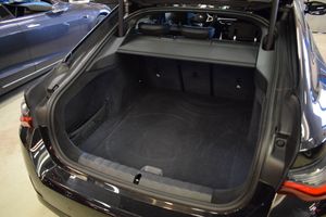 BMW i4 bild 19