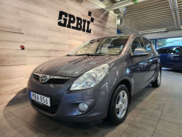 Hyundai i20 5-dörrar 1.4 CRDi Premium | Bluetooth | Nybesiktigad - 2012