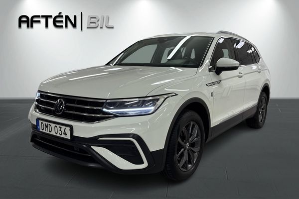 Volkswagen Tiguan Allspace 1.5 TSI *Nyservad* 7-sits Värmare Dragkrok Backkamera - 2023