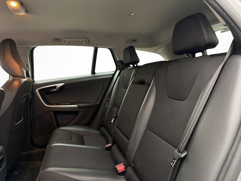 Volvo V60 bild 27