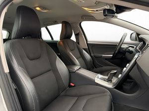 Volvo V60 bild 25
