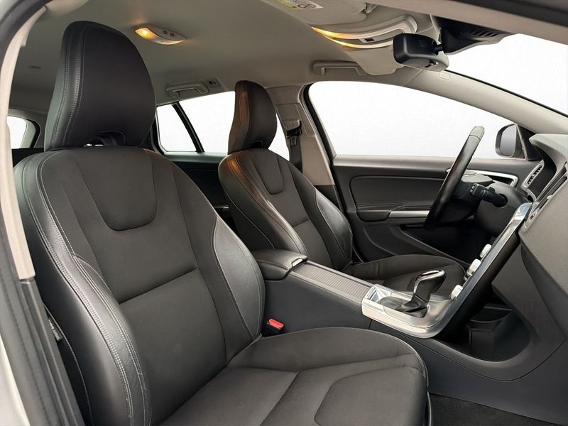 Volvo V60 bild 25