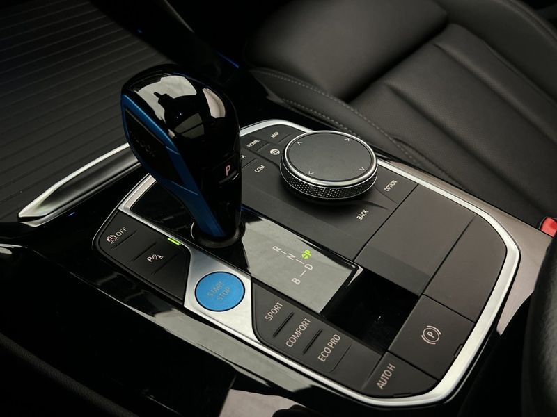 BMW iX3 bild 31