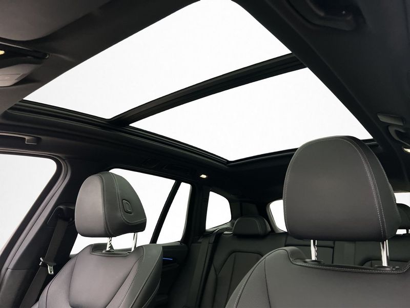 BMW iX3 bild 20