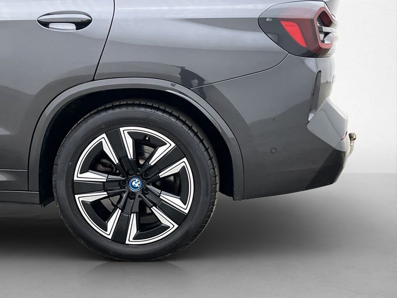 BMW iX3 bild 38