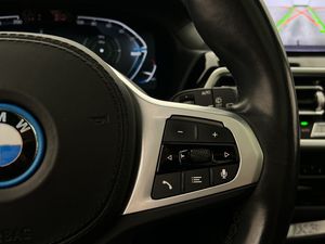 BMW iX3 bild 24