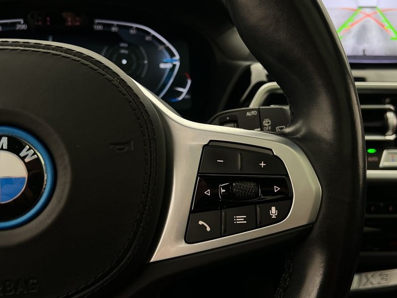 BMW iX3 bild 24