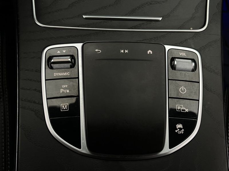 Mercedes GLC300 bild 28