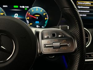 Mercedes GLC300 bild 21