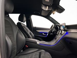 Mercedes GLC300 bild 11