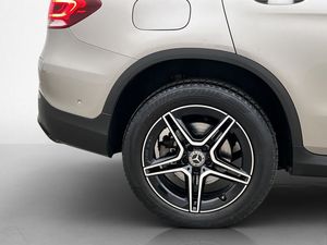 Mercedes GLC300 bild 33