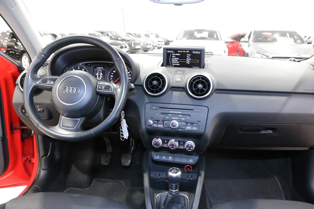 Vehicle image 11