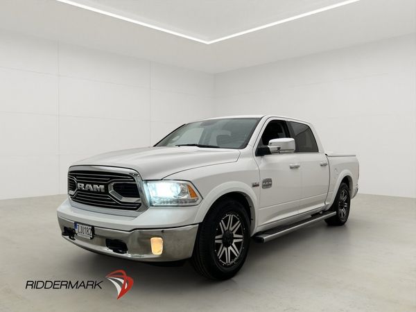 Dodge 1500 ram Longhorn V8 4x4 M/K-Värmare Luft Alpine Moms - 2018