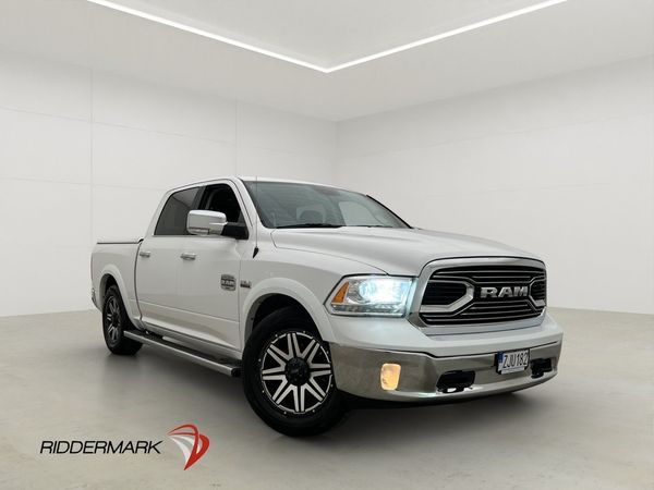 Dodge 1500 ram Longhorn V8 4x4 M/K-Värmare Luft Alpine Moms - 2018