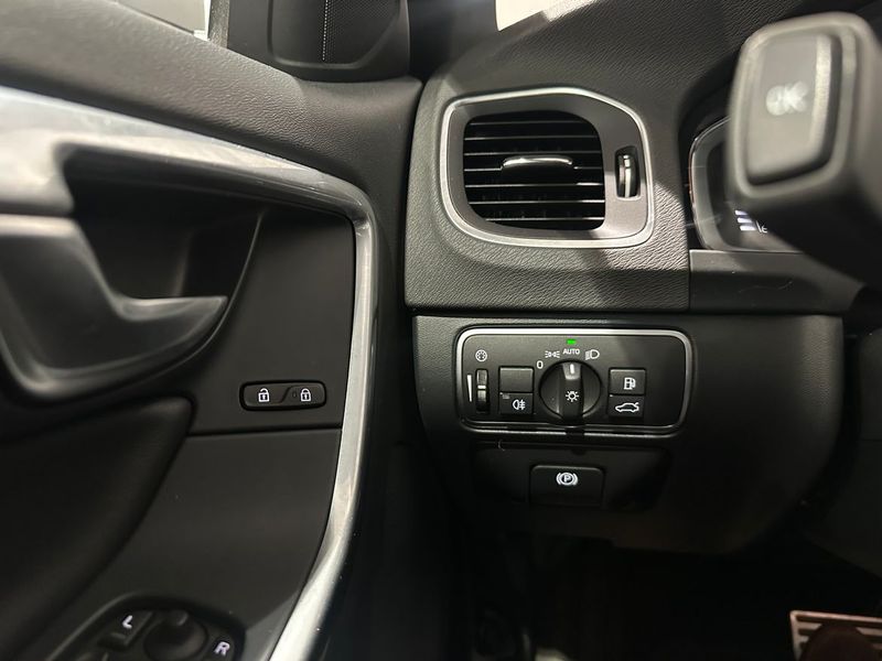 Volvo V60 bild 15