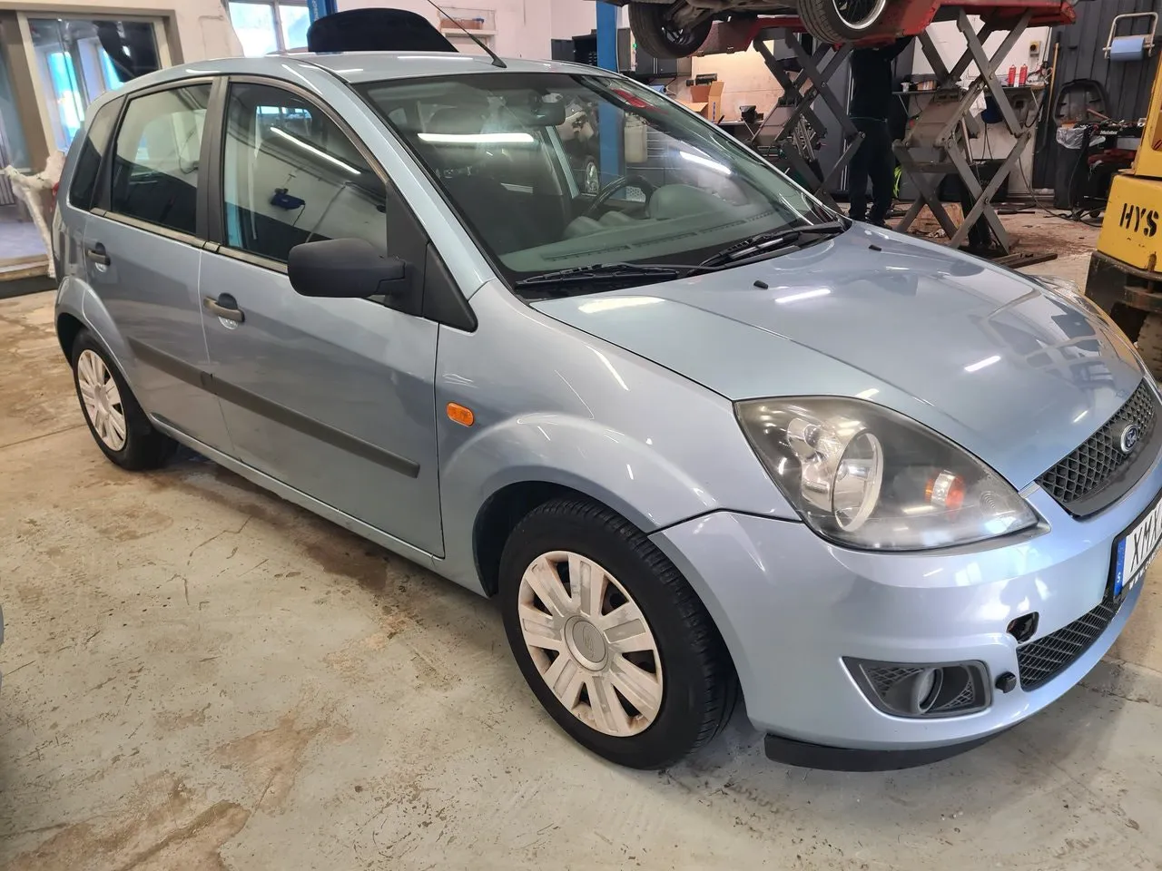 Vehicle image 1