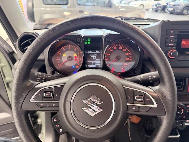 Suzuki Jimny bild 9