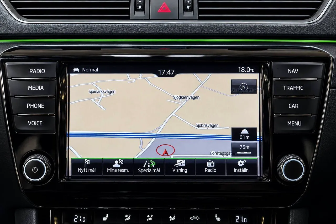 Vehicle image 22